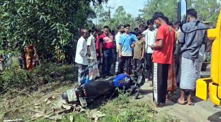 কুলিয়ারচরে মর্মান্তিক সড়ক দুর্ঘটনায় প্রাণ গেল তিন যুবকের