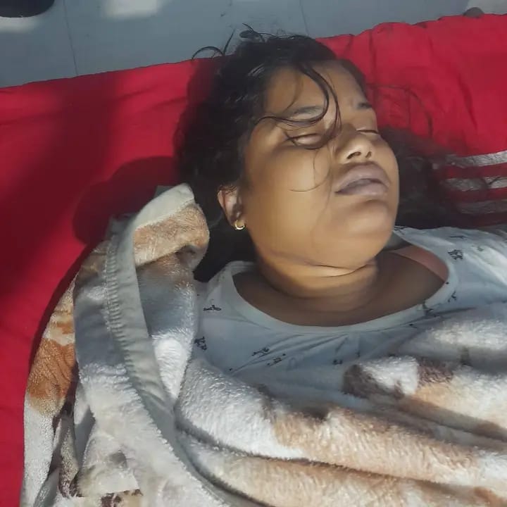 কিশোরগঞ্জে গৃহবধূর ঝুলন্ত মরদেহ উদ্ধার, স্বামী পুলিশের হেফাজতে